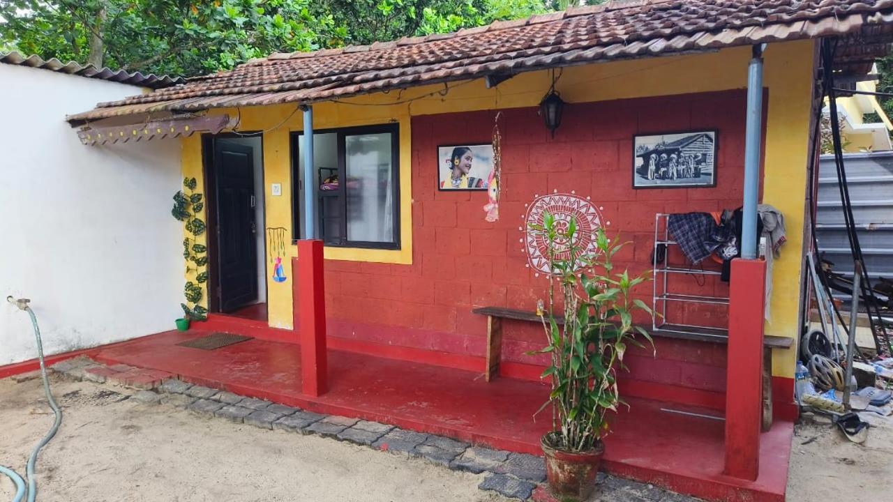 Funky Art Beach House Alappuzha Ngoại thất bức ảnh