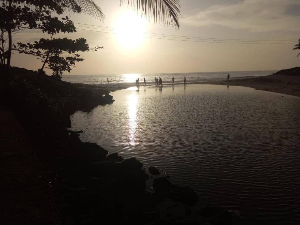 Funky Art Beach House Alappuzha Ngoại thất bức ảnh